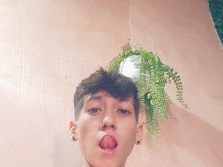 Alexxa_Horny Live Image