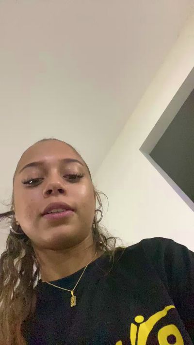 Amanda01x Live Image