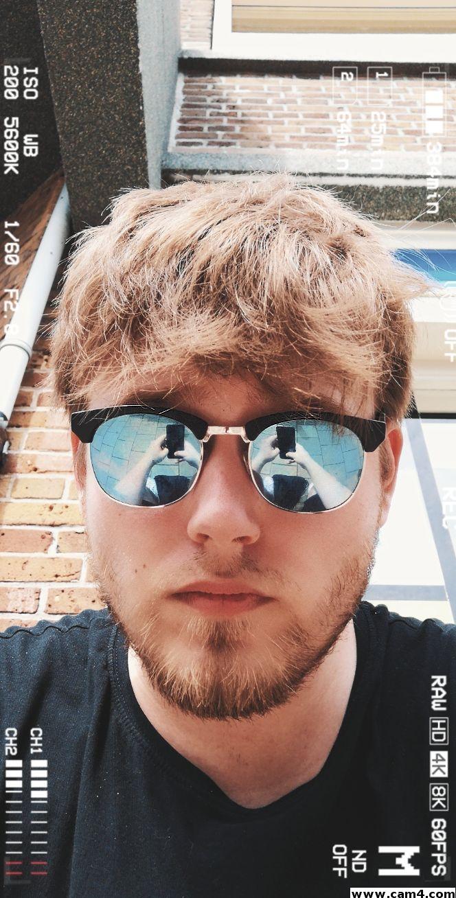 Beachboy_04 Live Image