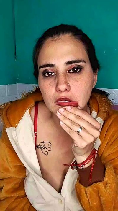 Cariciasecreta Live Image