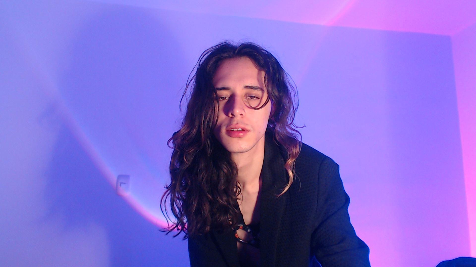 ChloeDemeter Live Image