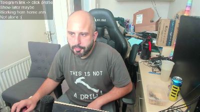 Degrade__Me Live Image