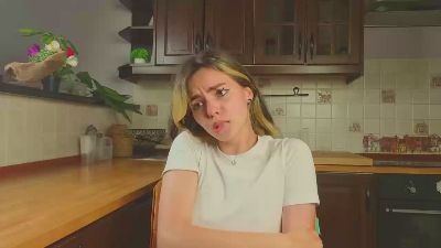 FalineGracey Live Image