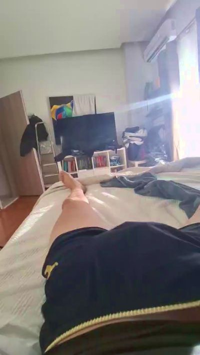 Gymfreak28 Live Image