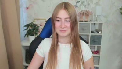 LOVE_xMegan Live Image