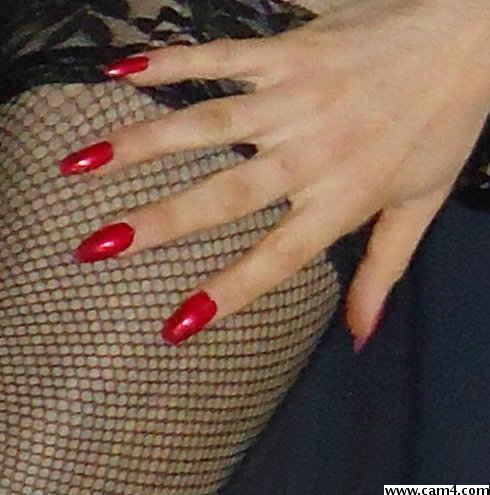 Lauratra76 Live Image