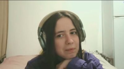 LianneSadiq Live Image
