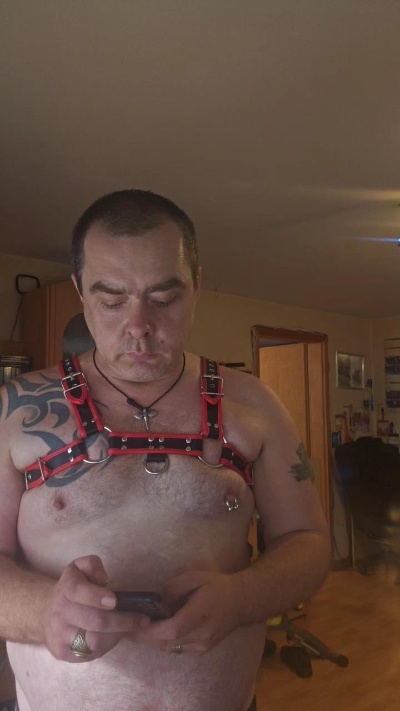 Locked_slave44 Live Image