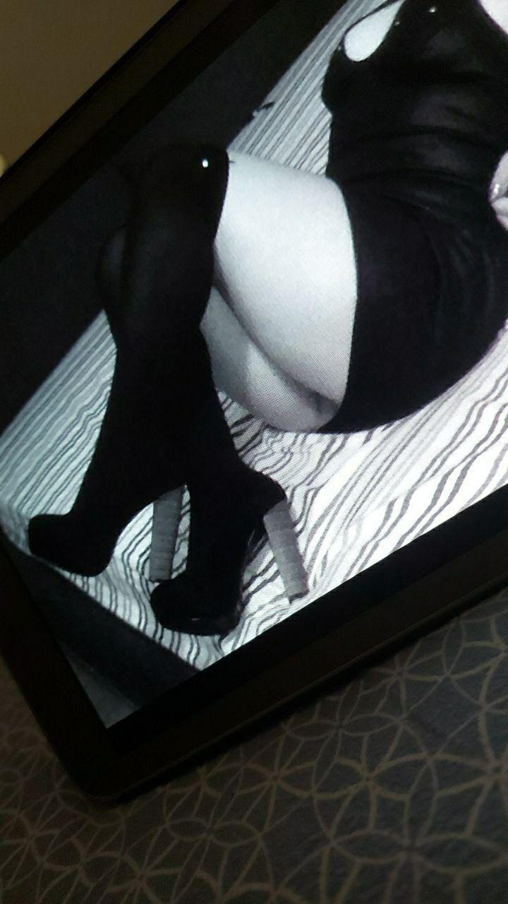Loryxx Live Image