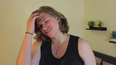 Nellie_Tate Live Image
