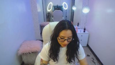 Nicolee_01 Live Image