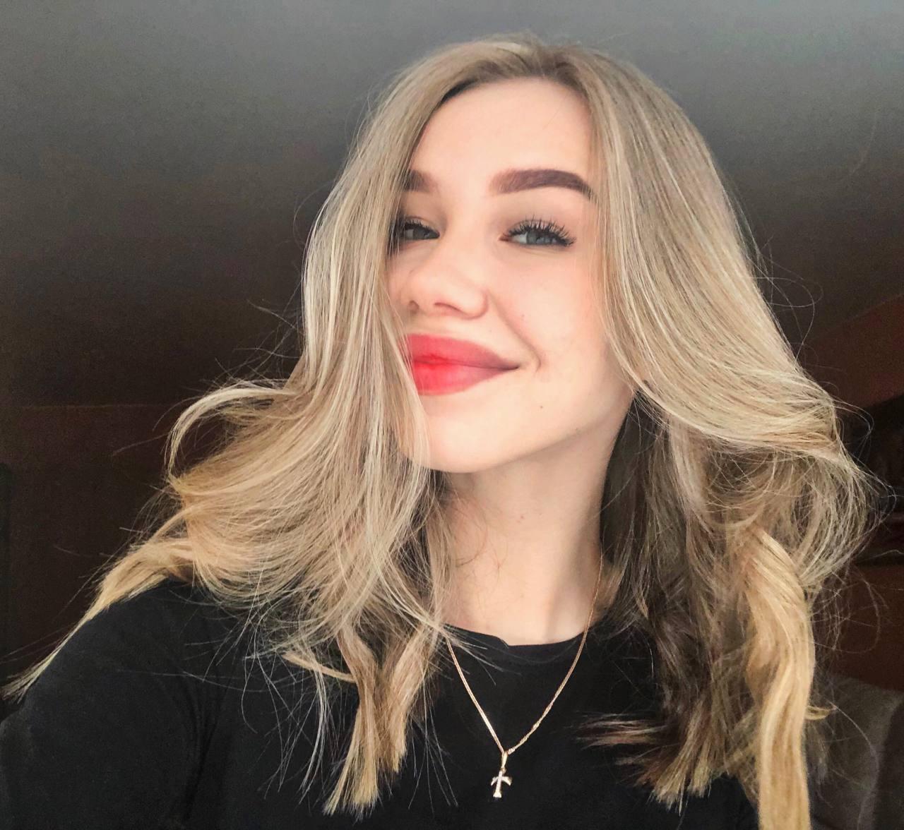 RachealSmar Live Image