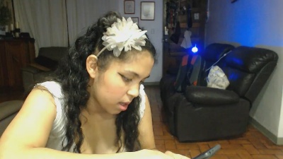 Tiffany_Gomes Live Image