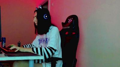 Young_nymph Live Image