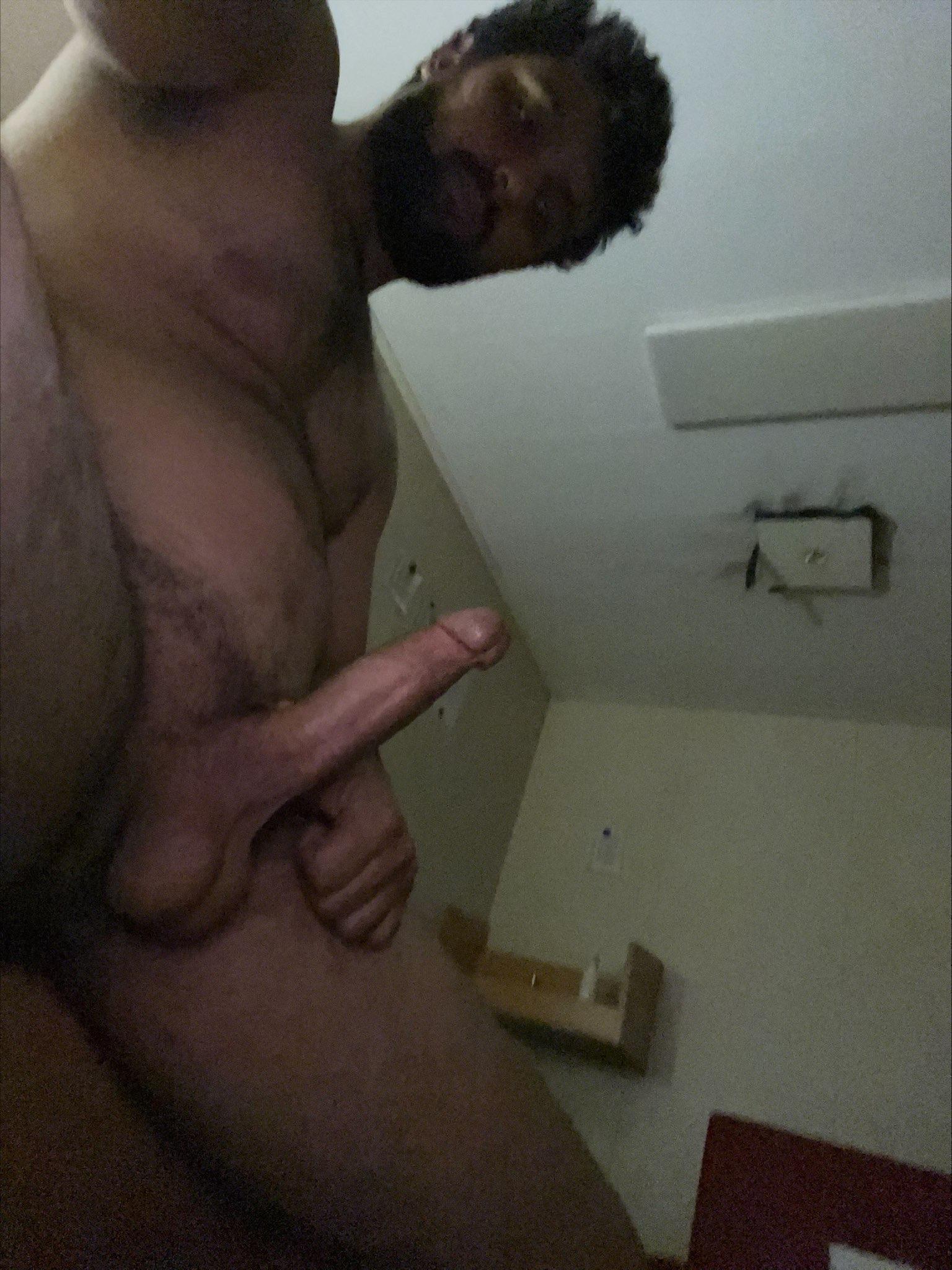 adham007 Live Image