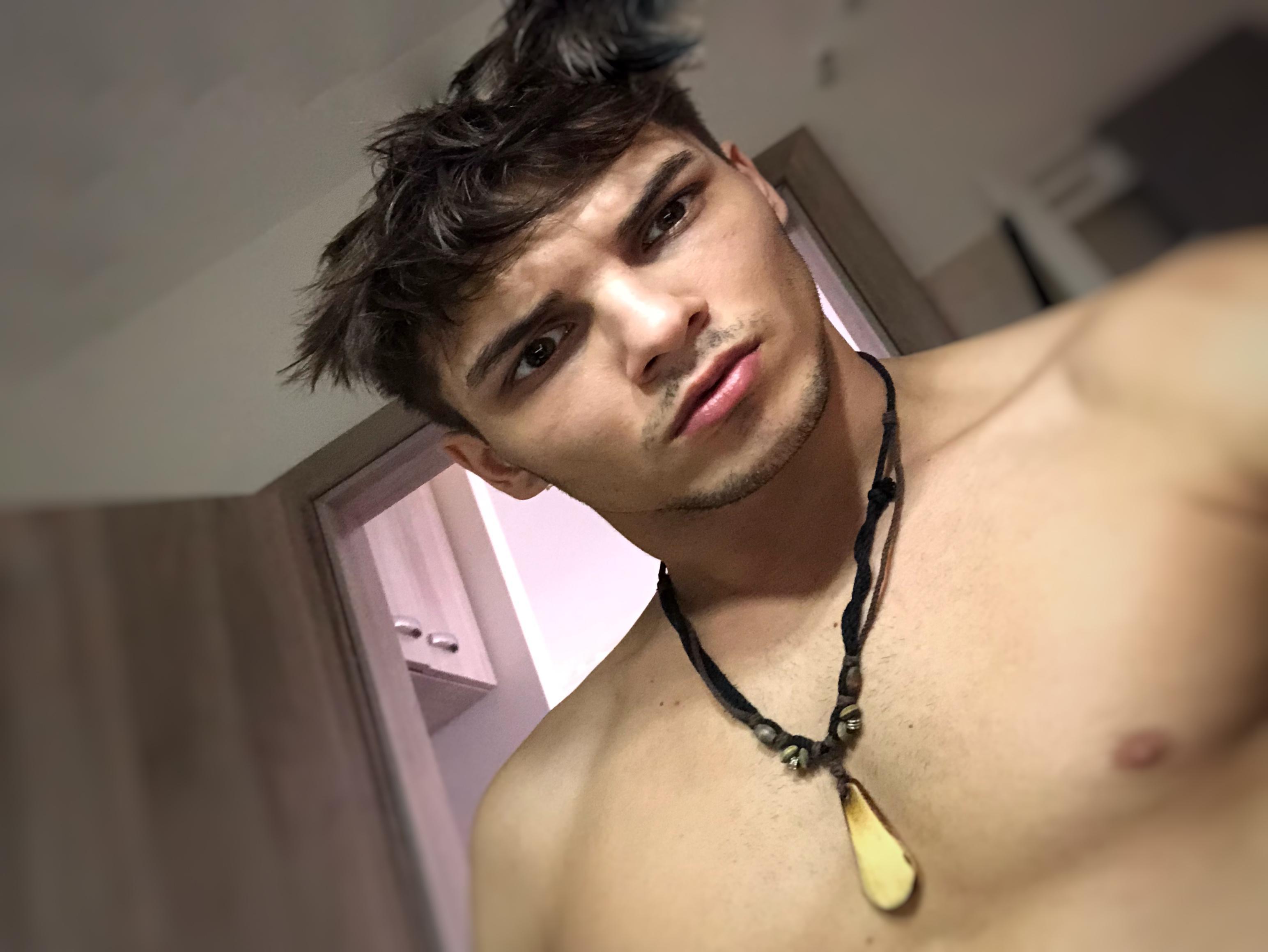 angelfrank4 Live Image