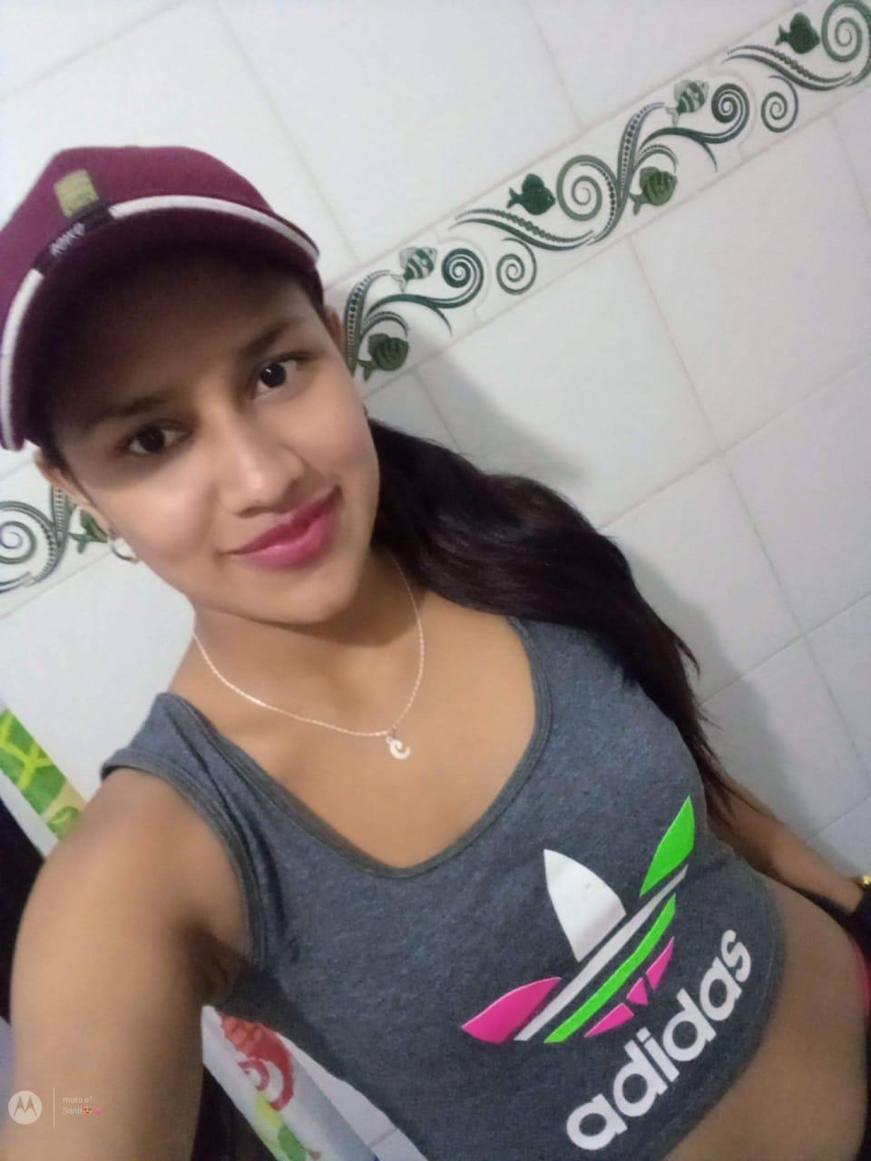 flaca8945 Live Image