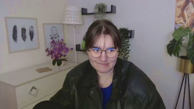 julie_sensual Live Image