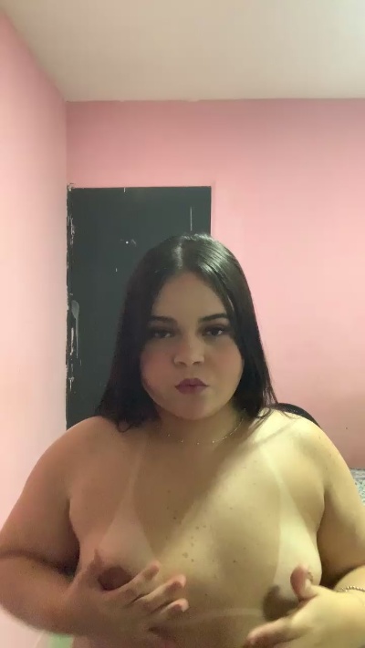rebeccanbr Live Image