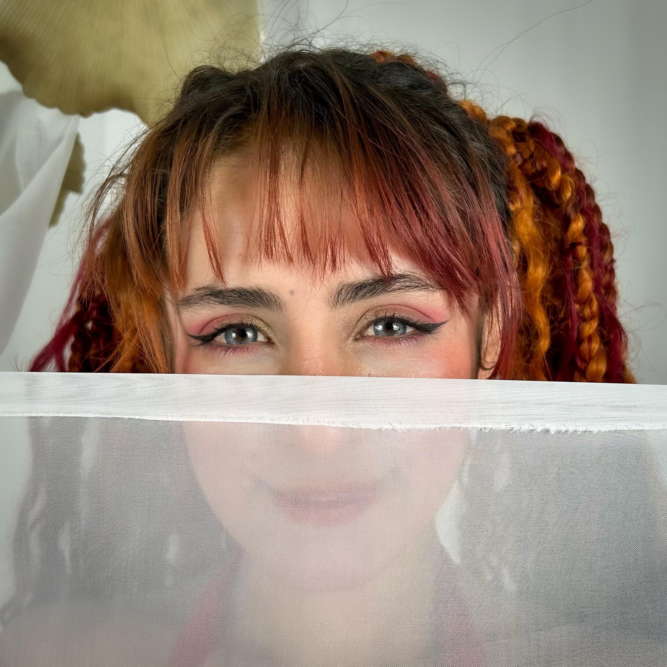sarahlovesu Live Image