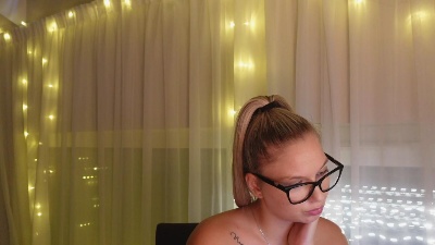 sweetpiecee Live Image