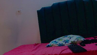 sylvie_1 Live Image