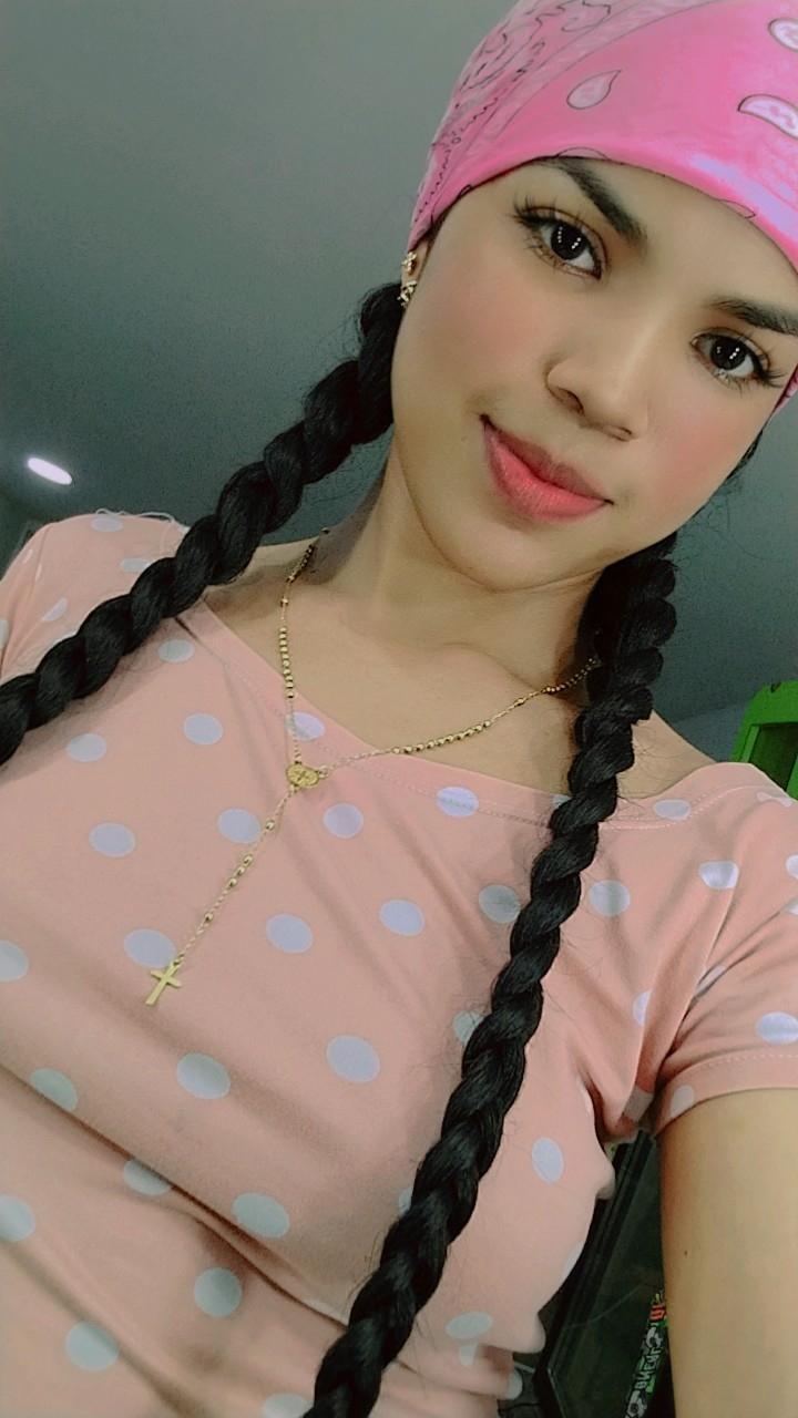 ximena_ruiz18 Live Image