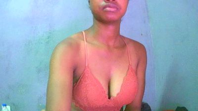 Aliciah02 live from Madagascar