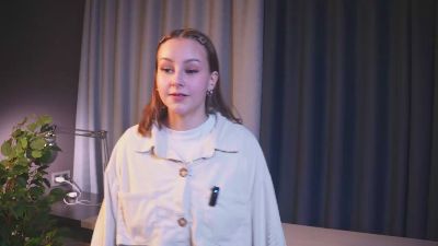 AlishaSloup live from France