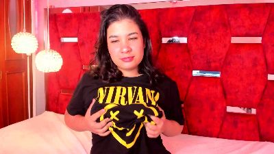 AntonellaVega_ live from Colombia