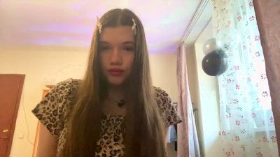 ArlyneSwilling live from Serbia