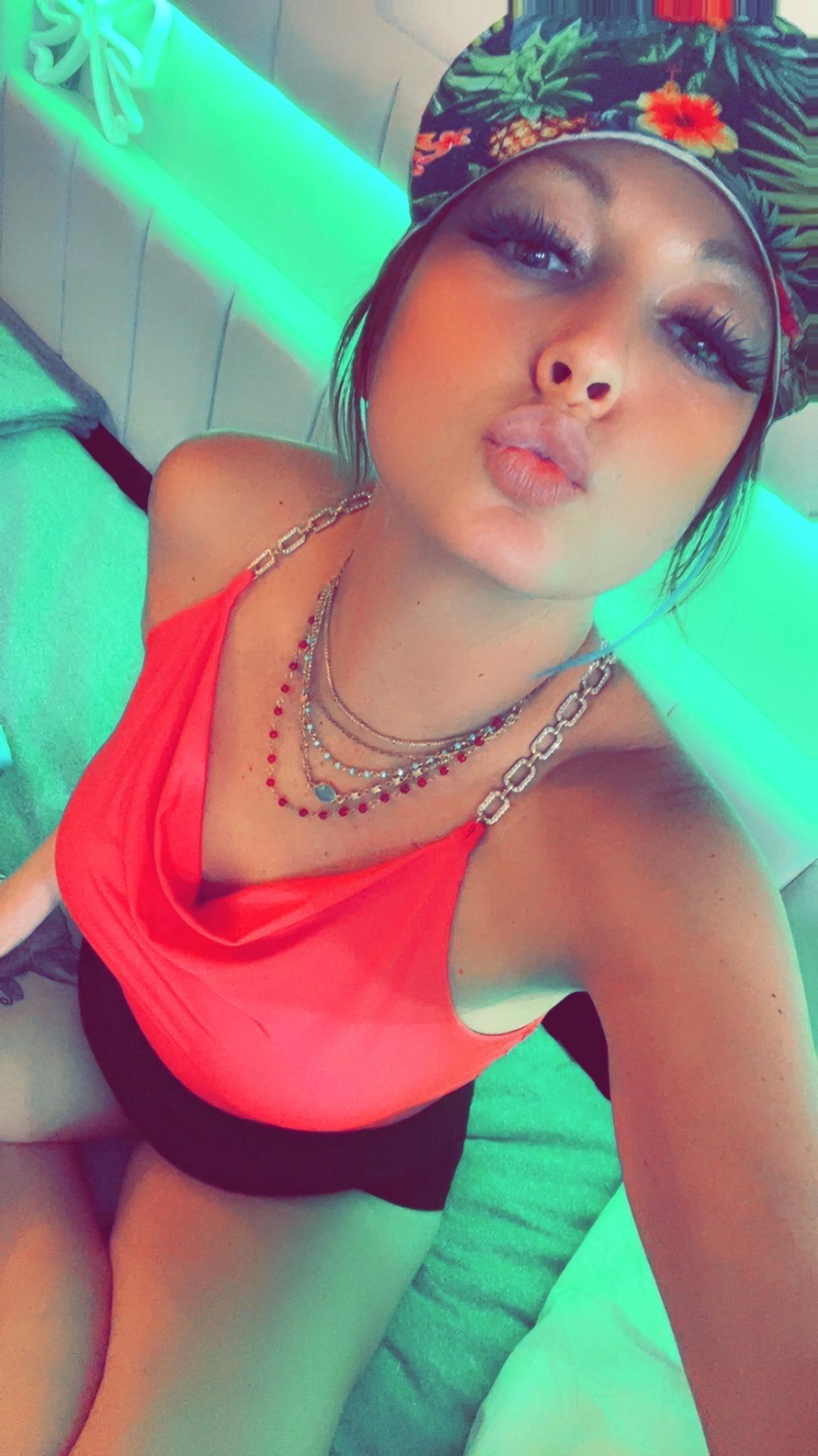 AubreeXxX live from United States