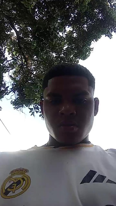 Black_spitpiss live from France