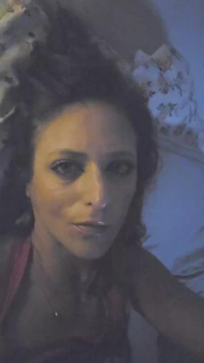 Bluesiren64 live from United States