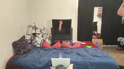 Bubblebutt295 live from United States