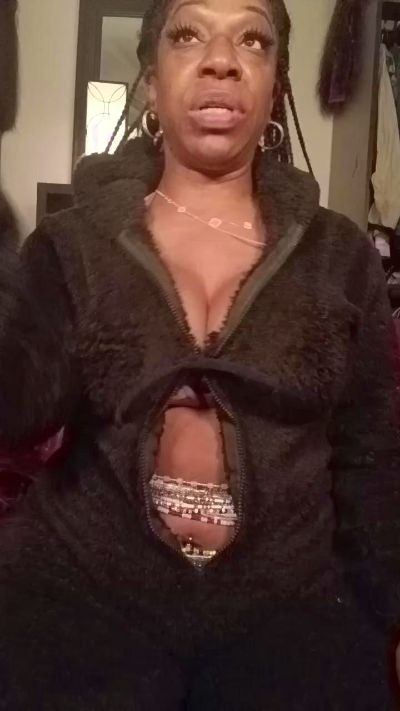 BustyBlakBabe live from United States