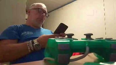 Cazzo_duro79 live from Italy