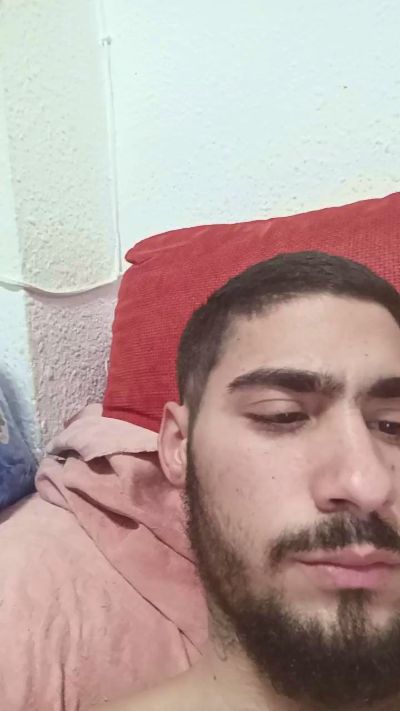 ChamonL00 live from Spain