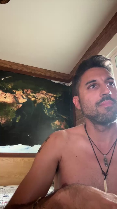 Chicodulce34 live from Spain