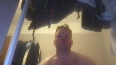 Conrad1982 live from United Kingdom