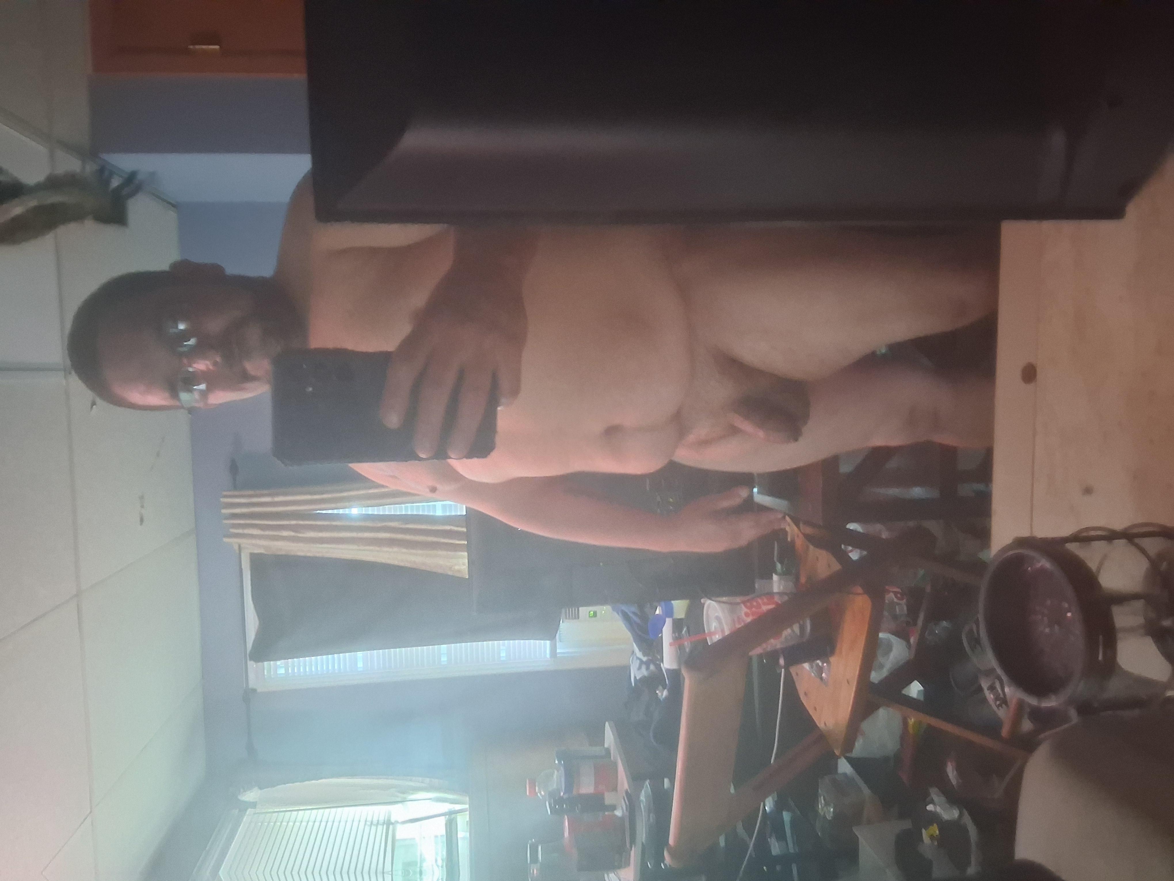 Crazytrain696 live from United States