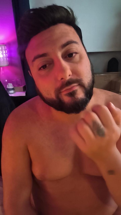 Dani_MalaPedro live from Spain