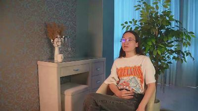 DarcieVactor live from France