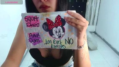 Darkittyhorny live from Colombia