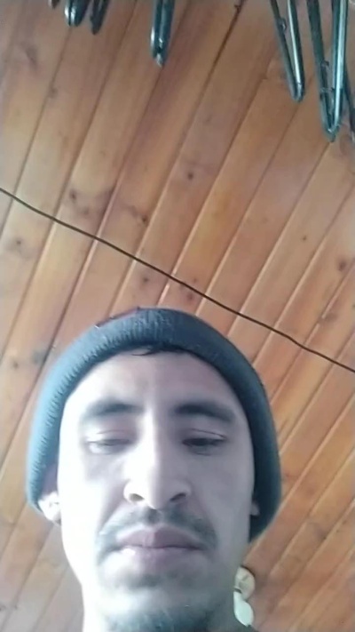 Deyvid320243 live from Colombia
