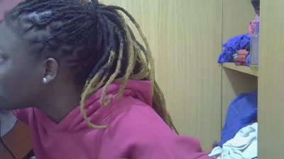 Ebony_melanin live from Kenya