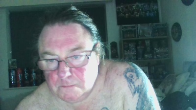 Edwardf69 live from United Kingdom