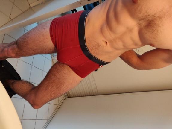 Fit_Logan live from France