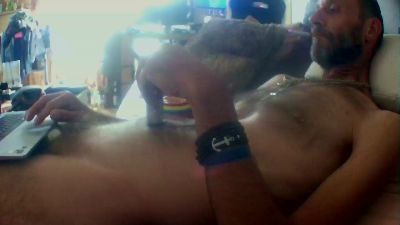 Goodmcluckbln live from Germany