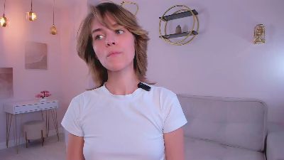 HarrietDeeks live from United States